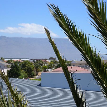 Capetown 4U Guesthouse Bloubergstrand Eksteriør billede