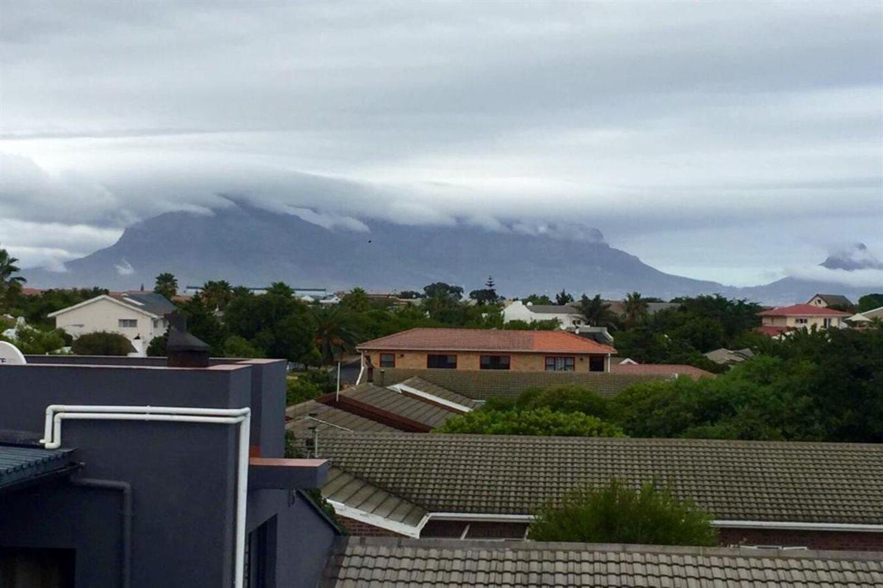 Capetown 4U Guesthouse Bloubergstrand Eksteriør billede