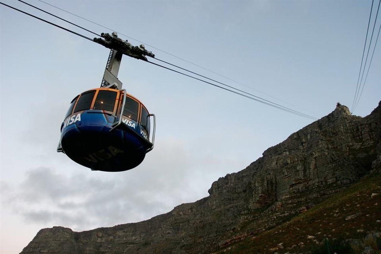 Capetown 4U Guesthouse Bloubergstrand Eksteriør billede