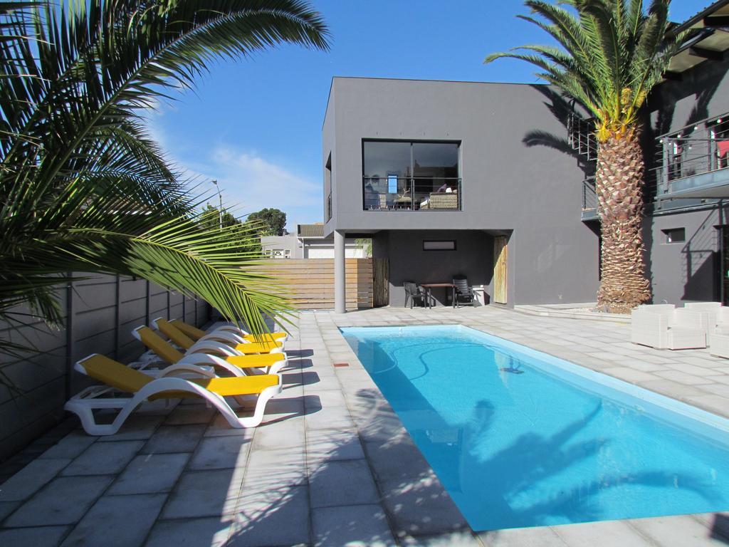 Capetown 4U Guesthouse Bloubergstrand Eksteriør billede