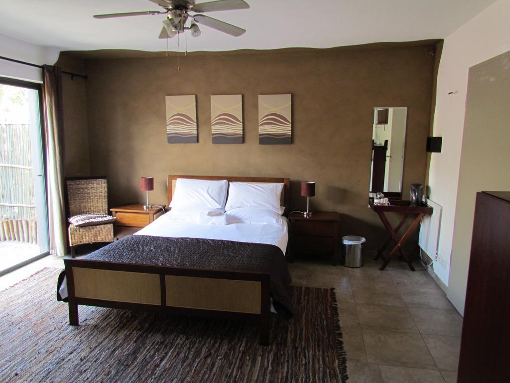 Capetown 4U Guesthouse Bloubergstrand Eksteriør billede